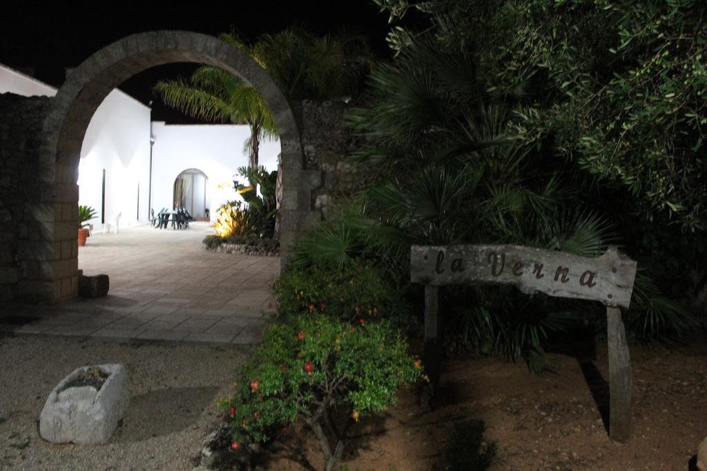 Azienda Agrituristica Masseria La Verna Patu Exterior photo