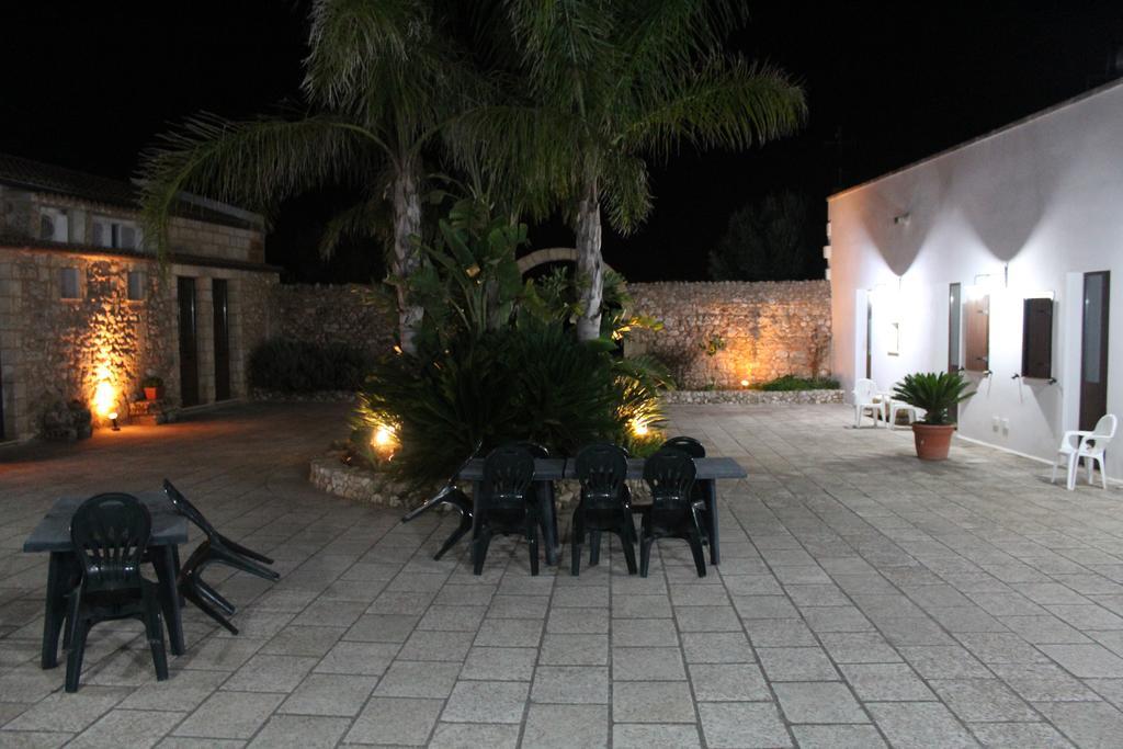 Azienda Agrituristica Masseria La Verna Patu Exterior photo